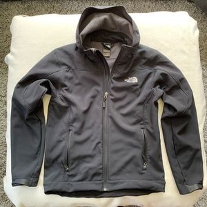 Men’s North Face Hooded Jacket, Small